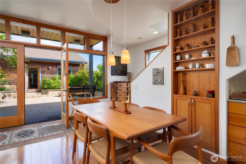 Property photo for 1114 10th St, Anacortes photo 16
