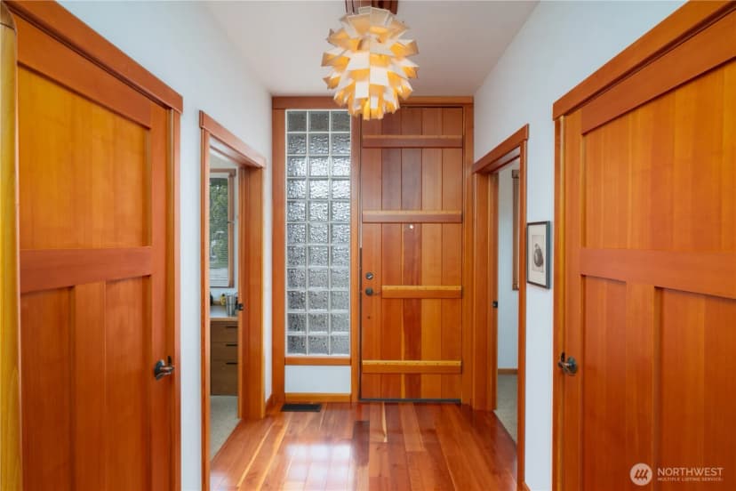 Property photo for 1114 10th St, Anacortes photo 10