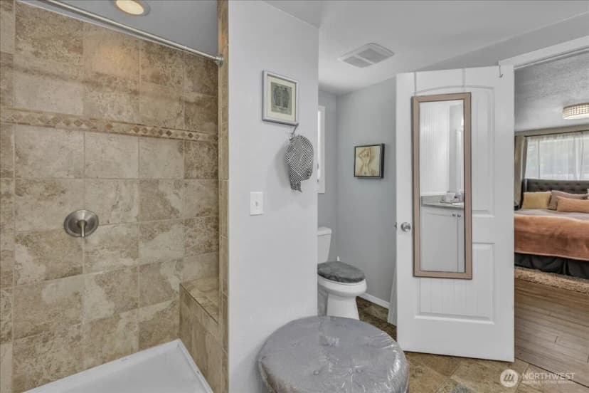 Property photo for 829 Maplewood Avenue, Kent photo 24