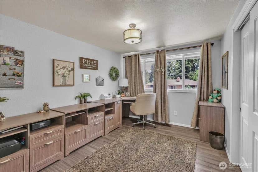 Property photo for 829 Maplewood Avenue, Kent photo 25