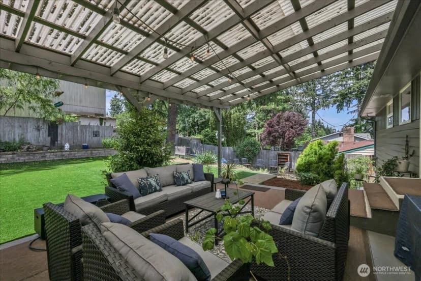 Property photo for 829 Maplewood Avenue, Kent photo 14