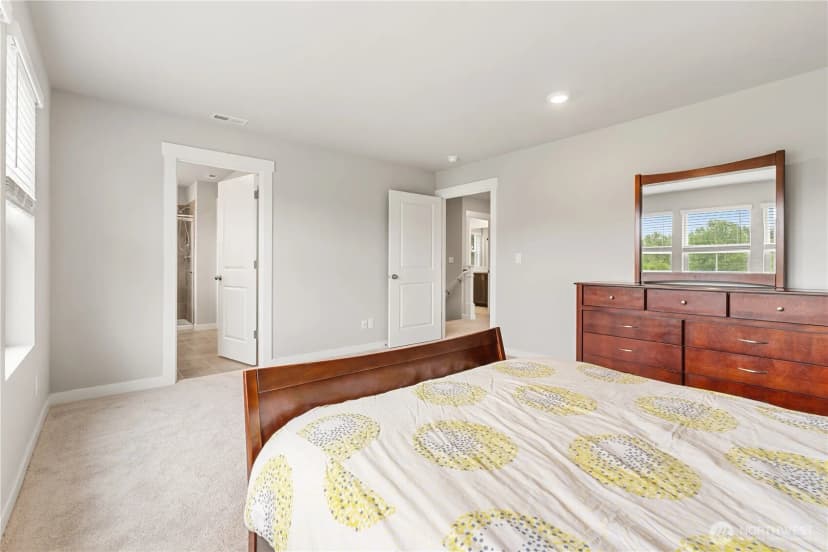 Property photo for 30003 19th Avenue S, Federal Way photo 18
