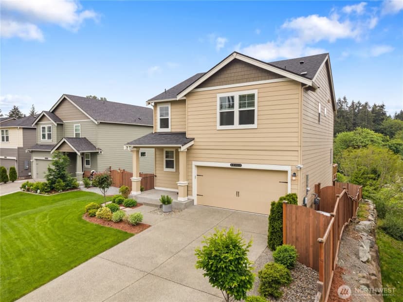 Property photo for 30003 19th Avenue S, Federal Way photo 4
