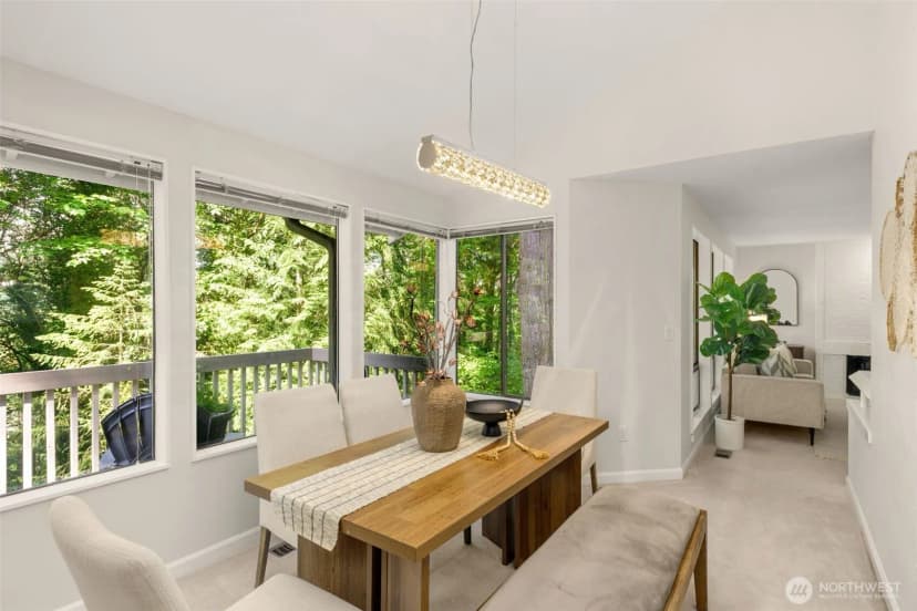 Property photo for 5221 Somerset Drive Se, Bellevue photo 8