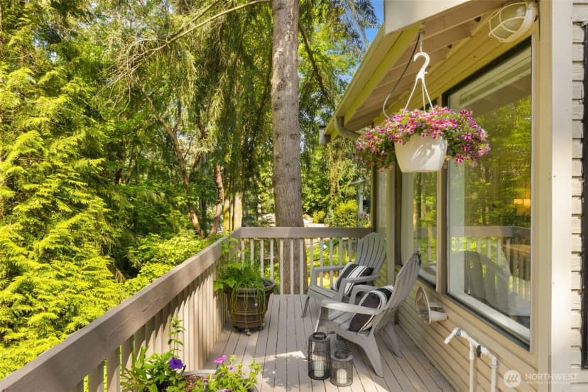 Property photo for 5221 Somerset Drive Se, Bellevue photo 27