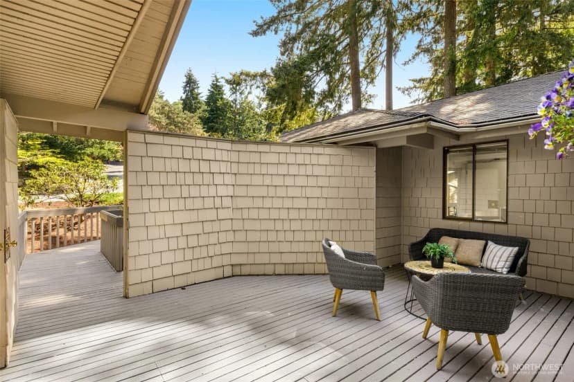 Property photo for 5221 Somerset Drive Se, Bellevue photo 39