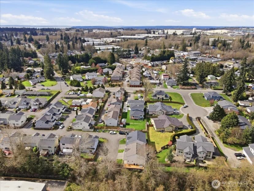 Property photo for 12105 23rd Avenue W, Everett photo 36
