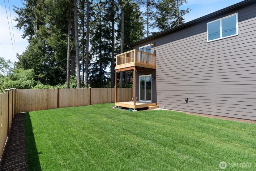 Property photo for 2312 75th Street #b, Everett photo 4
