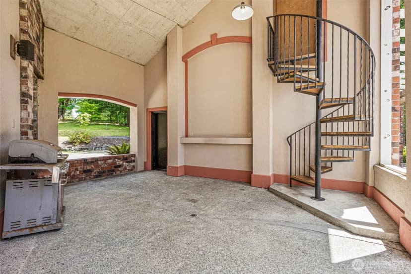 Property photo for 5420 Hawks Prairie Road Ne, Olympia photo 18