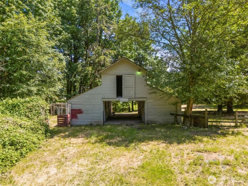 Property photo for 5420 Hawks Prairie Road Ne, Olympia photo 39