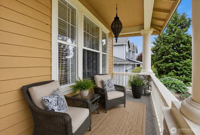 Property photo for 1948 Lighthouse Lane Ne, Tacoma photo 3