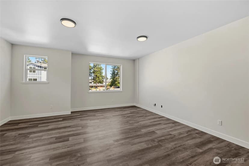 Property photo for 945 Nw Heller Street #a2, Oak Harbor photo 7