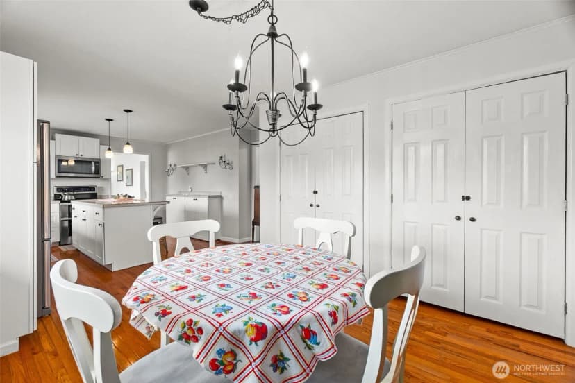 Property photo for 1102 W Anderson Street, Elma photo 13