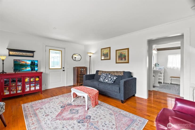 Property photo for 1102 W Anderson Street, Elma photo 7