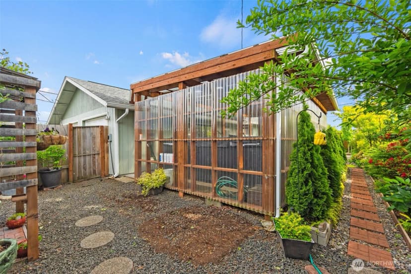 Property photo for 1102 W Anderson Street, Elma photo 37