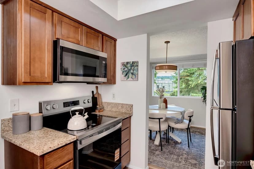 Property photo for 8642 164th Avenue Ne #b204, Redmond photo 16