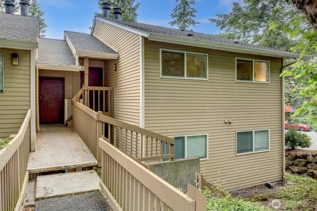 Property photo for 8642 164th Avenue Ne #b204, Redmond photo 2
