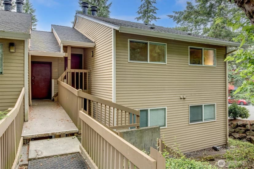 Property photo for 8642 164th Avenue Ne #b204, Redmond photo 2