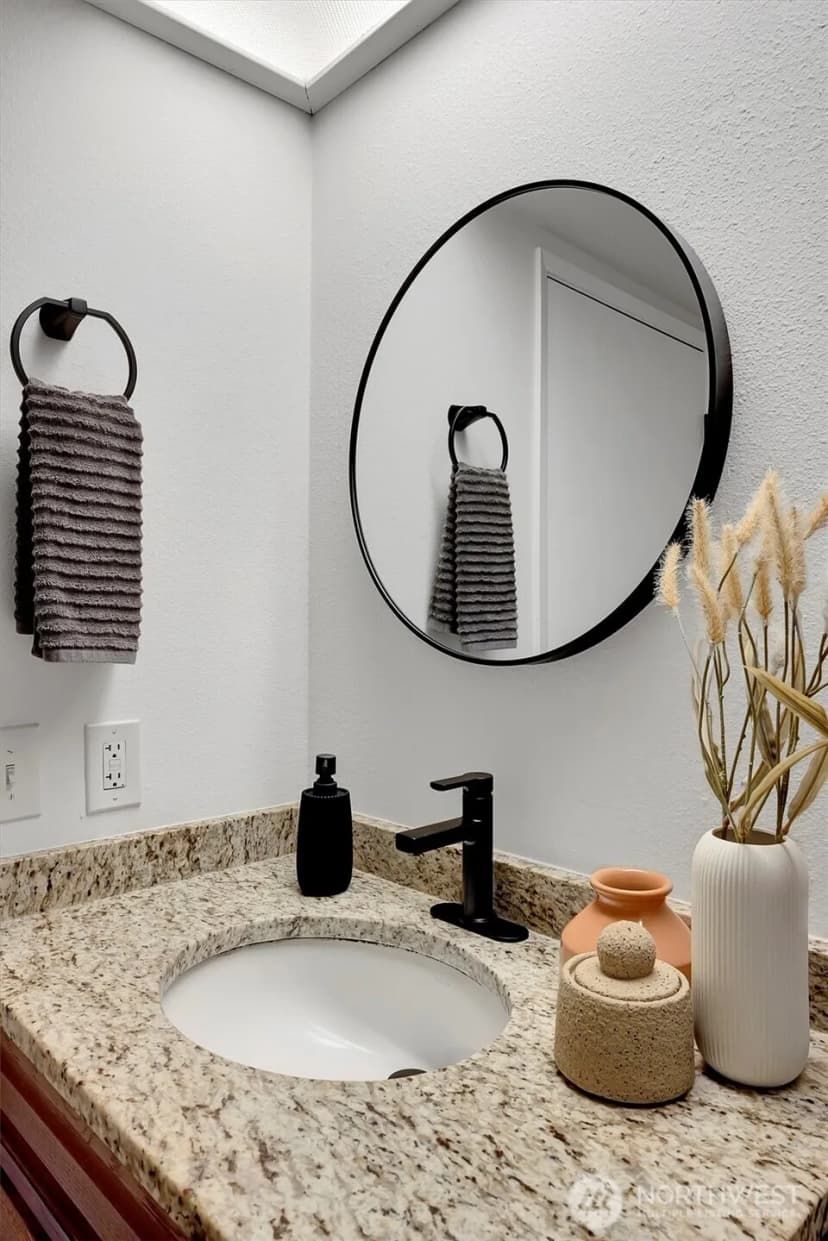 Property photo for 8642 164th Avenue Ne #b204, Redmond photo 21