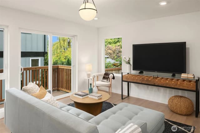 Property photo for 2030 Ne 123rd Street, Seattle photo 5