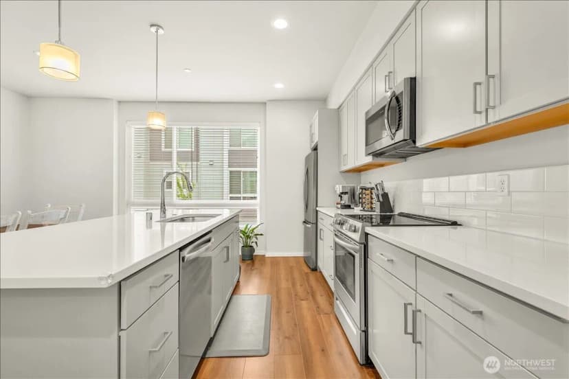 Property photo for 13628 Manor Way #a2, Lynnwood photo 6