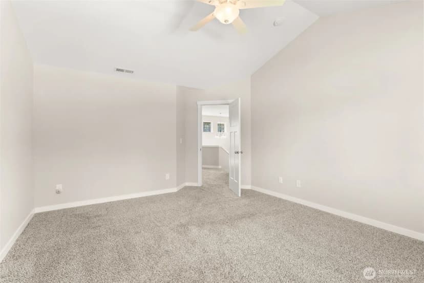 Property photo for 107 Brodie Street Se, Rainier photo 22