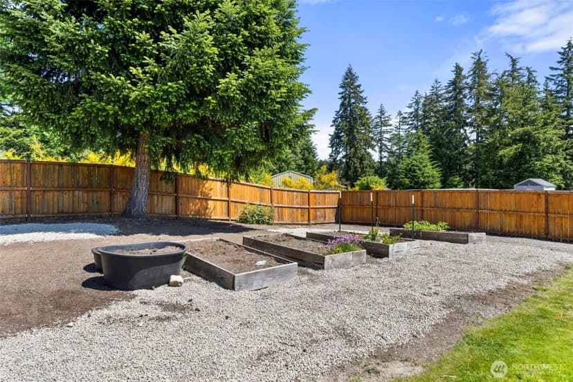 Property photo for 107 Brodie Street Se, Rainier photo 31