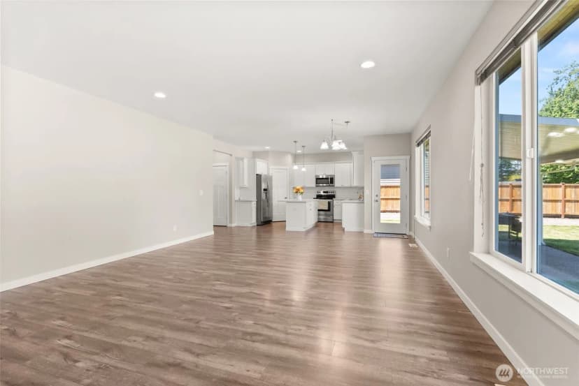 Property photo for 107 Brodie Street Se, Rainier photo 11