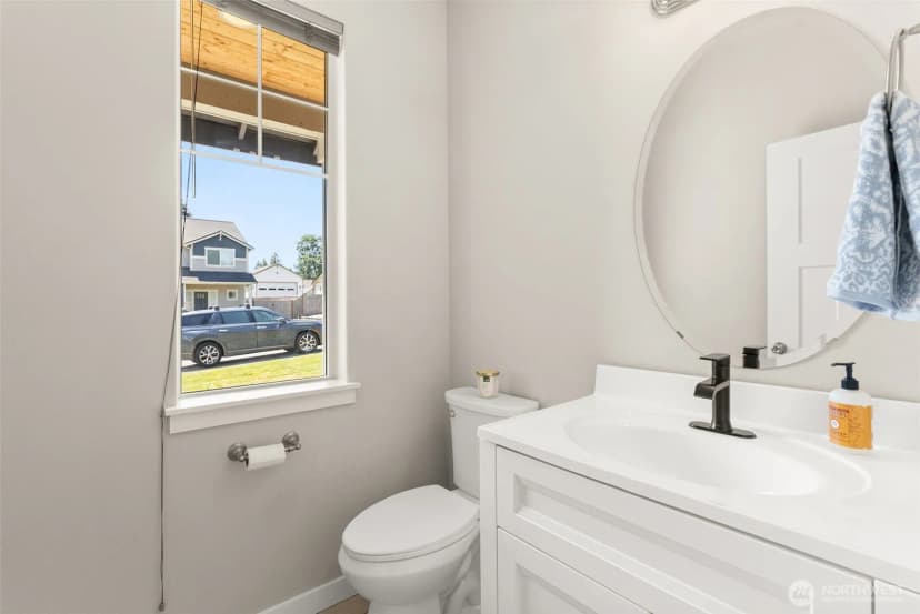 Property photo for 107 Brodie Street Se, Rainier photo 19