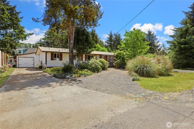 Property photo for 444 Canal Drive Se, Ocean Shores photo 3