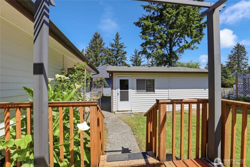 Property photo for 444 Canal Drive Se, Ocean Shores photo 30