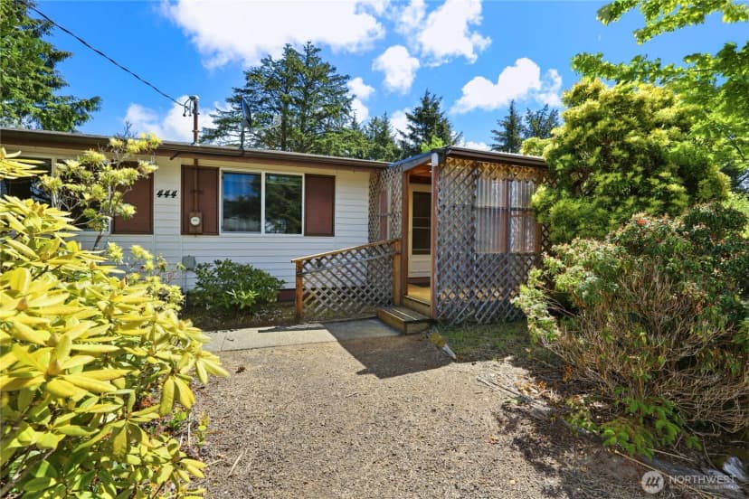 Property photo for 444 Canal Drive Se, Ocean Shores photo 4