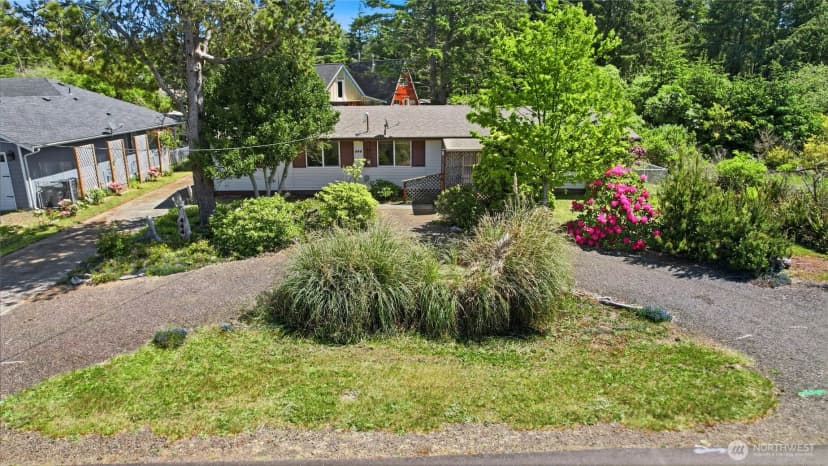 Property photo for 444 Canal Drive Se, Ocean Shores photo 2