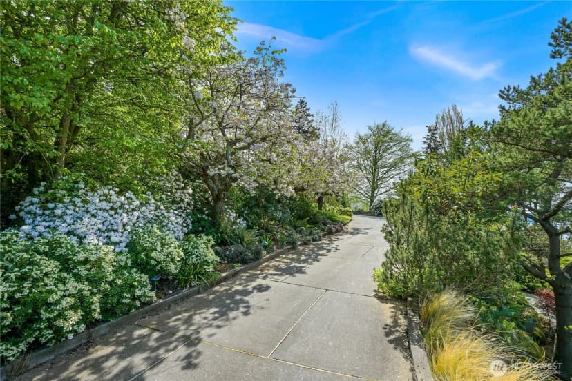 Property photo for 420 S Clarkwood Drive, Bellingham photo 10