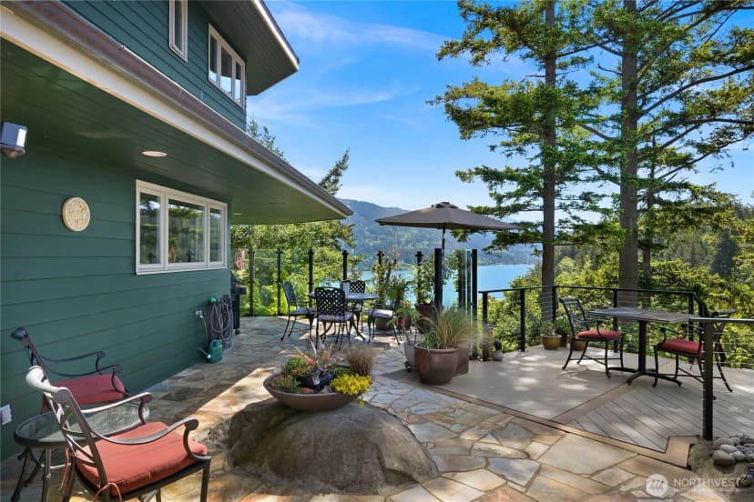 Property photo for 420 S Clarkwood Drive, Bellingham photo 3