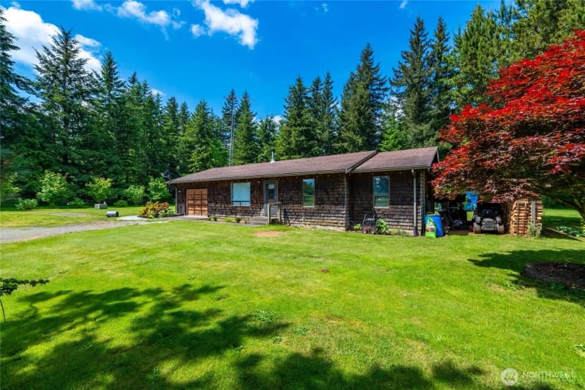 Property photo for 1320 Lunde Lane, Everson