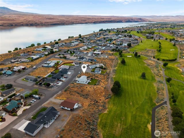 Property photo for 407 Summer Place S, Mattawa photo 3