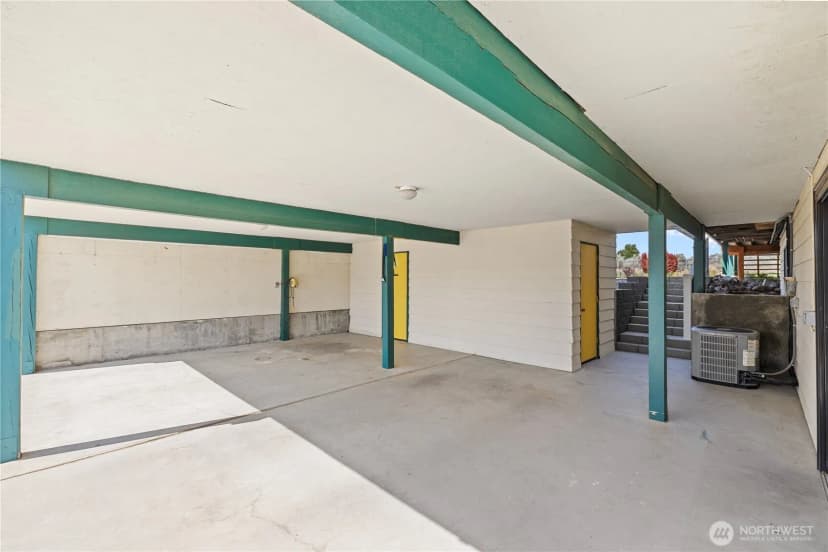 Property photo for 407 Summer Place S, Mattawa photo 29