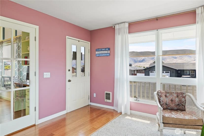 Property photo for 407 Summer Place S, Mattawa photo 9