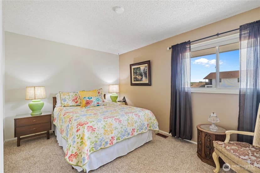 Property photo for 407 Summer Place S, Mattawa photo 19