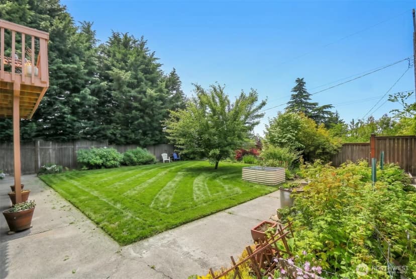 Property photo for 10515 1st Avenue Nw, Seattle photo 30