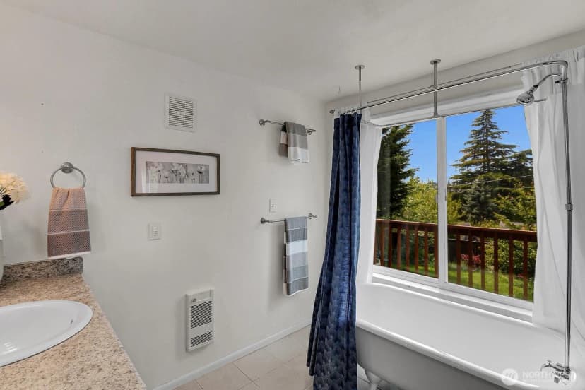Property photo for 10515 1st Avenue Nw, Seattle photo 19