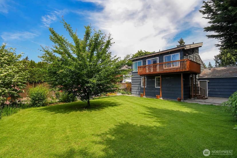 Property photo for 10515 1st Avenue Nw, Seattle photo 31