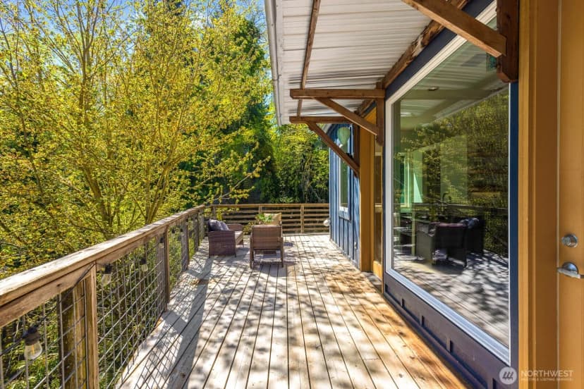 Property photo for 15504 Se 18th Street, Bellevue photo 4
