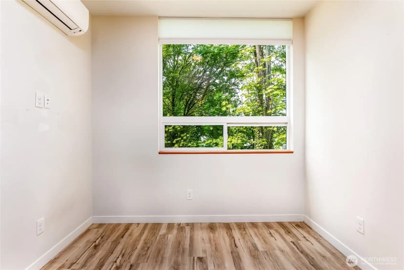 Property photo for 3855 21st Avenue Sw, Seattle photo 12