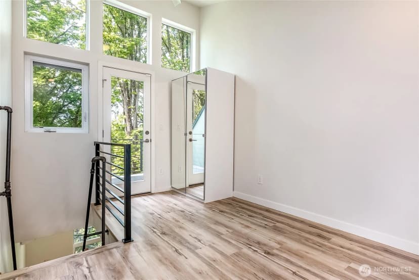 Property photo for 3855 21st Avenue Sw, Seattle photo 15