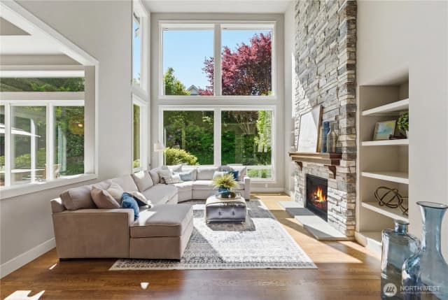 Property photo for 13424 Ne 80th Street, Redmond photo 2