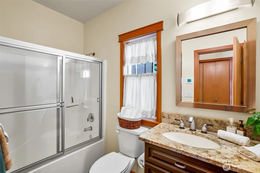 Property photo for 23738 Carlson Place, Mount Vernon photo 24