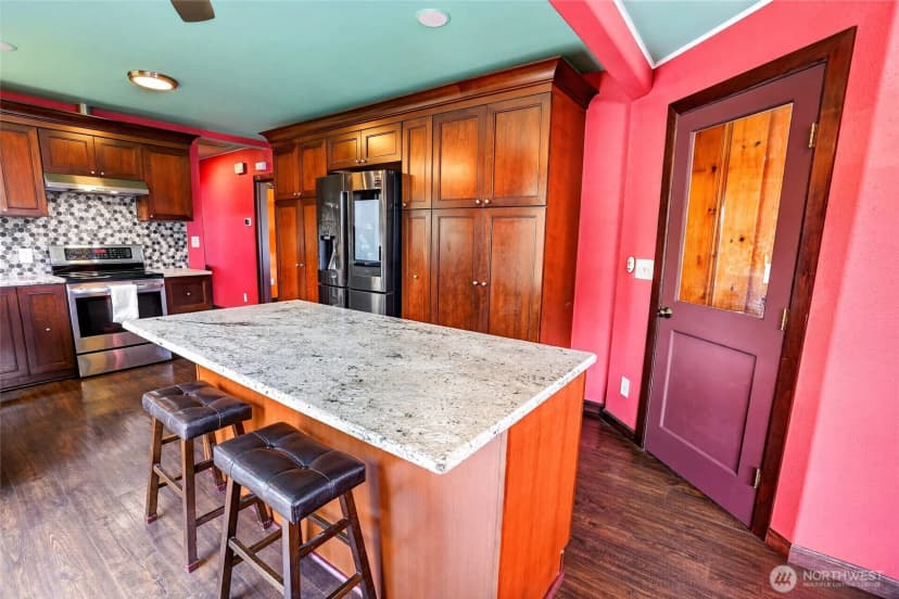 Property photo for 1789 Kok Road, Lynden photo 7
