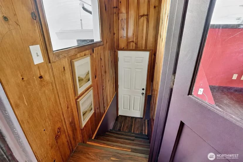 Property photo for 1789 Kok Road, Lynden photo 21